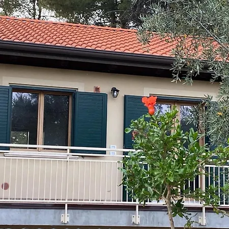 شقة Nuovo Chalet Sole Luna, Riccione E Misano Santa Maria di Scacciano