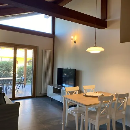 Nuovo Chalet Sole Luna, Riccione E Misano Апартаменты *