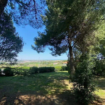 Апартаменты Nuovo Chalet Sole Luna, Riccione E Misano *